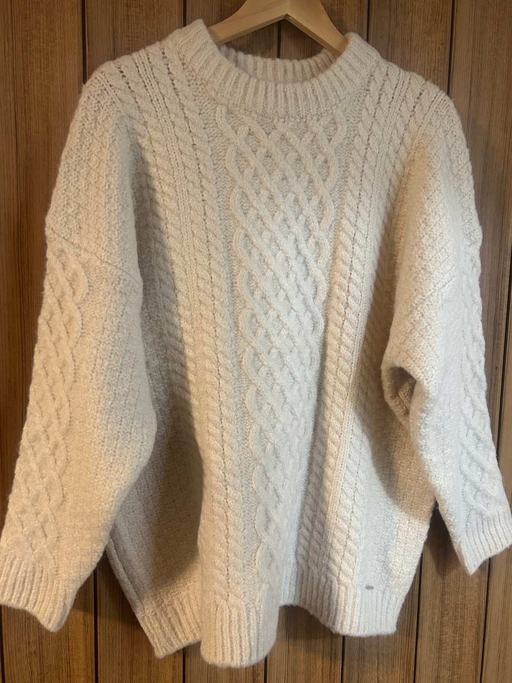 NWT Elie Tahari Warm Alpaca Wool Cable Knit Sweater • Size Medium